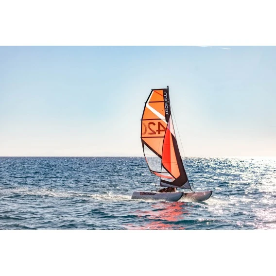 MiniCat 420 Instinct Aufblasbarer Katamaran Segelboot – Bild 3
